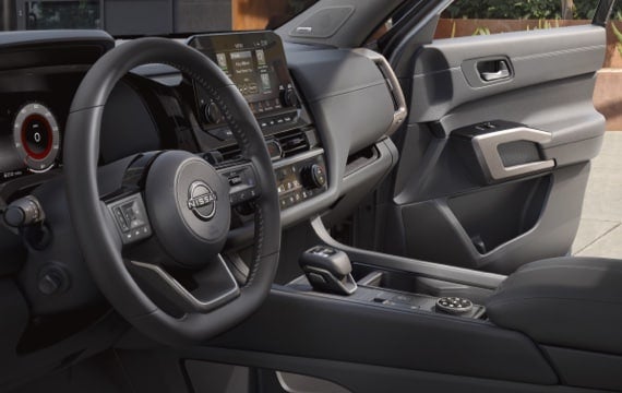 2023 Nissan Pathfinder | Pischke Motors Nissan in La Crosse WI