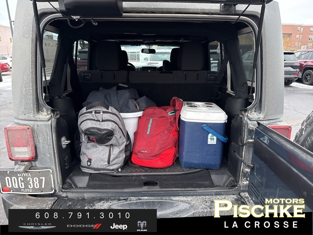 2016 Jeep Wrangler Unlimited Willys Wheeler