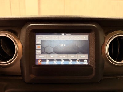 2019 Jeep Wrangler Unlimited Sahara 4x4