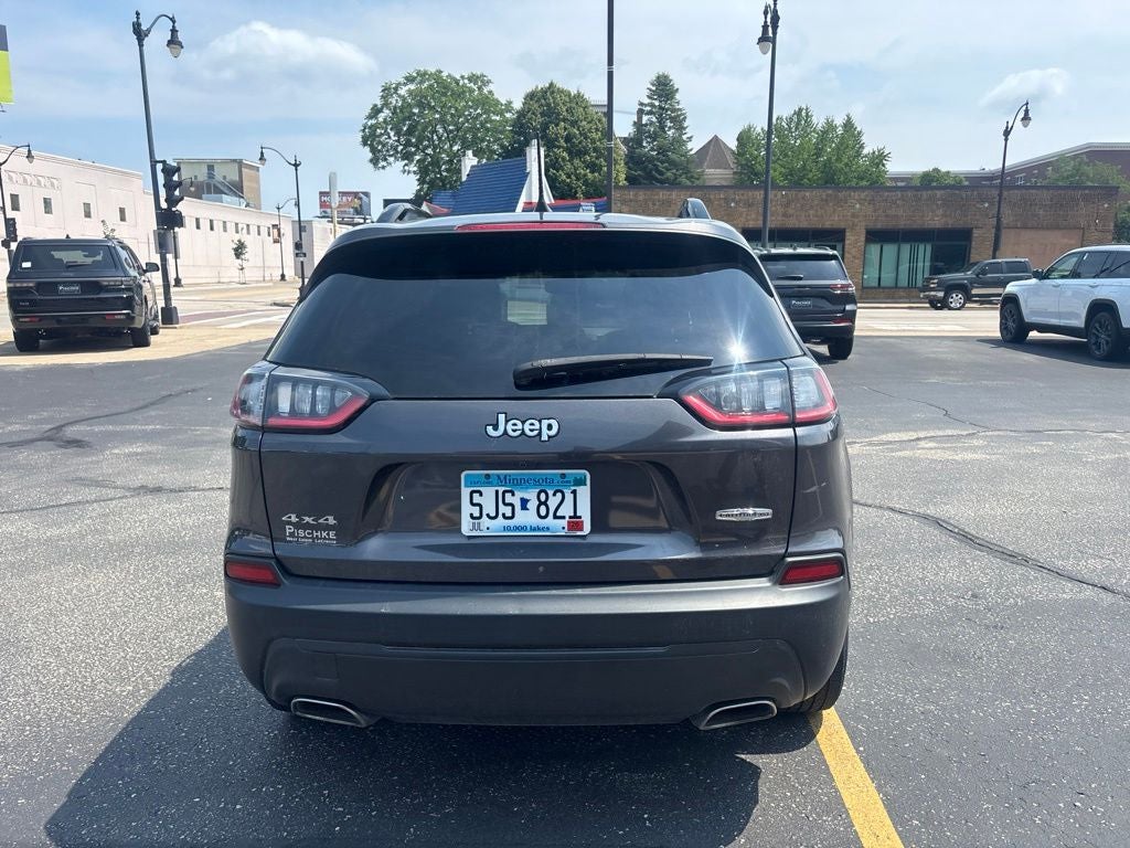 2022 Jeep Cherokee Latitude Lux