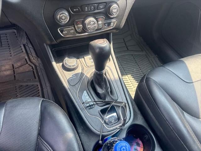 2022 Jeep Cherokee Latitude Lux 4x4