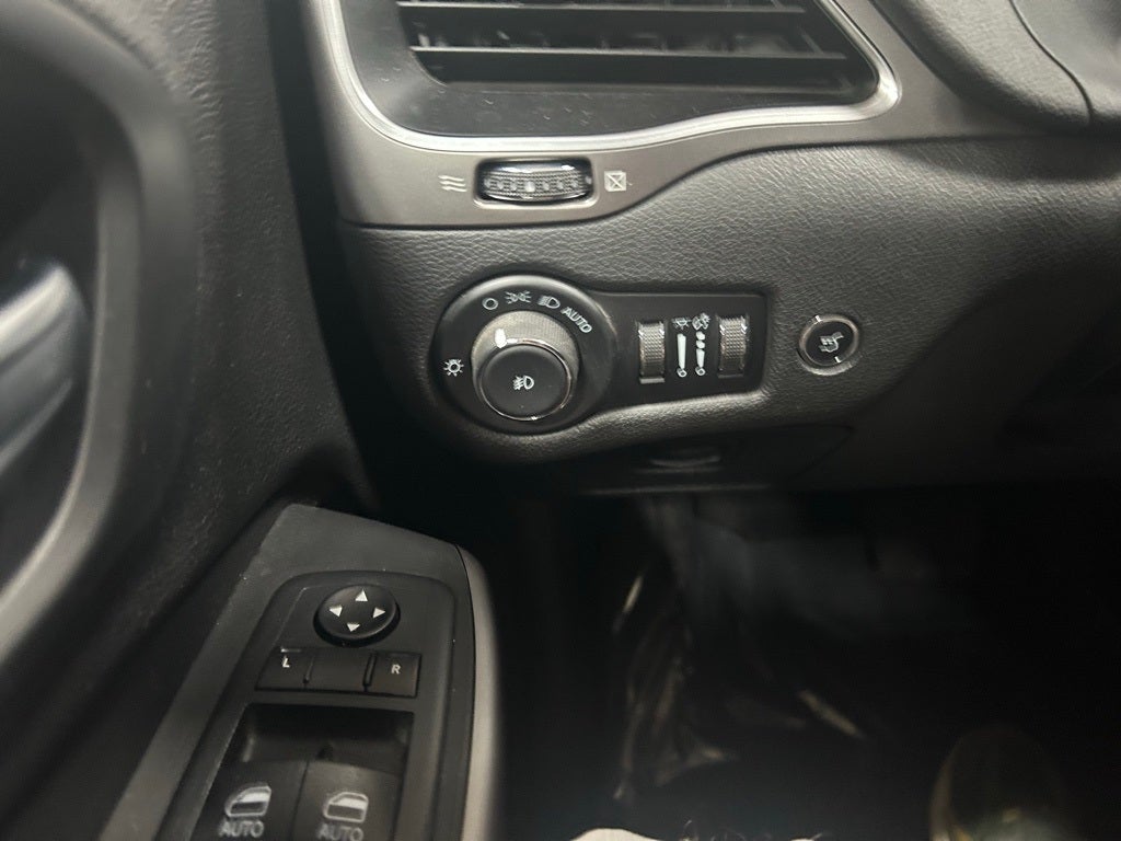 2021 Jeep Cherokee Latitude Lux 4X4