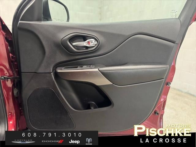 2021 Jeep Cherokee Latitude Lux 4X4