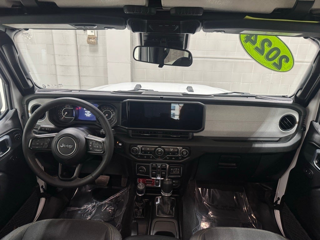 2024 Jeep Wrangler 4-Door Willys 4x4