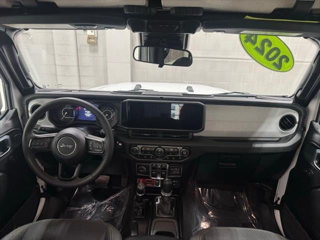 2024 Jeep Wrangler 4-Door Willys 4x4