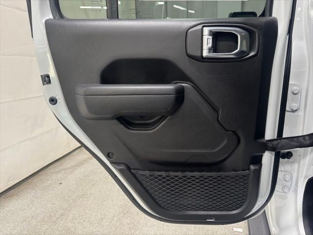 2024 Jeep Wrangler 4-Door Willys 4x4