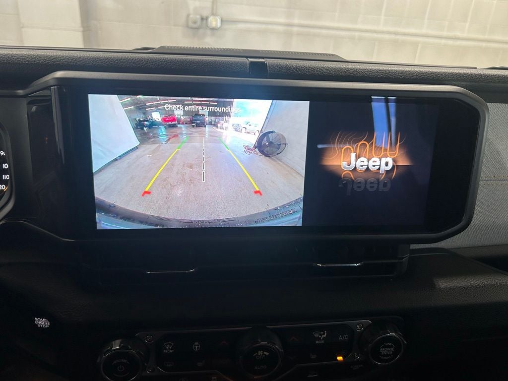 2025 Jeep Wrangler 4-Door Summit 4x4