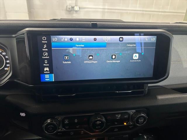 2025 Jeep Wrangler 4-Door Summit 4x4