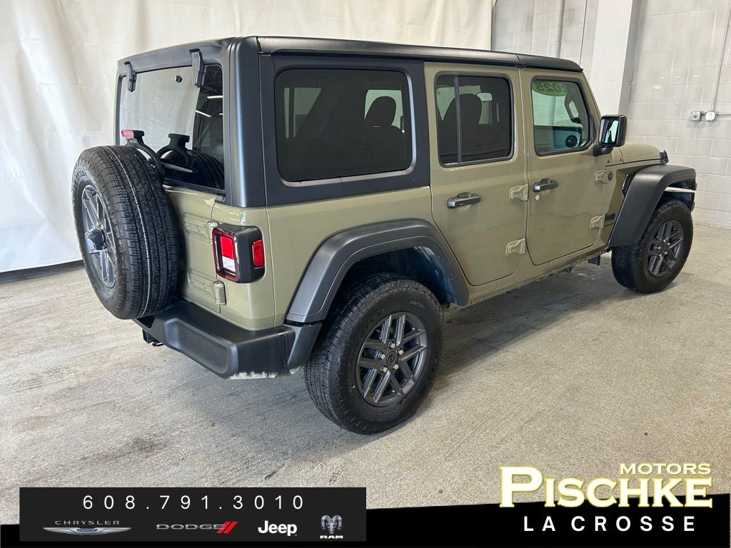 2025 Jeep Wrangler 4-Door Summit 4x4