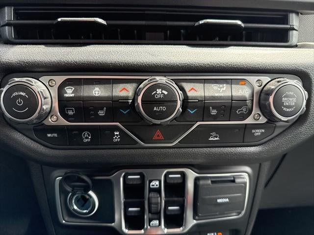 2025 Jeep Wrangler 4-Door Summit 4x4