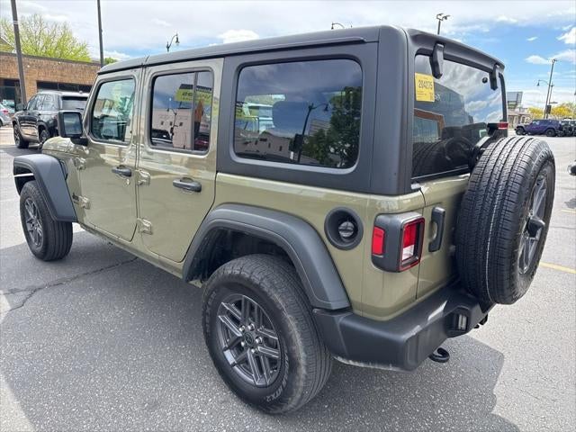 2025 Jeep Wrangler 4-Door Summit 4x4