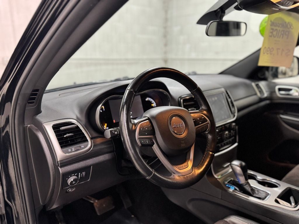 2021 Jeep Grand Cherokee Laredo X 4x4