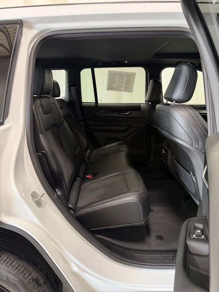 2023 Jeep Grand Cherokee Altitude X 4x4
