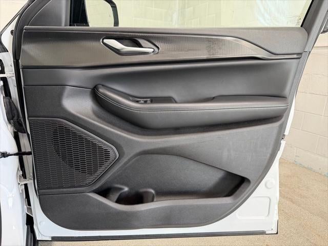2023 Jeep Grand Cherokee Altitude X 4x4