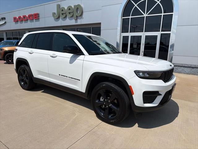 2025 Jeep Grand Cherokee Altitude 4x4