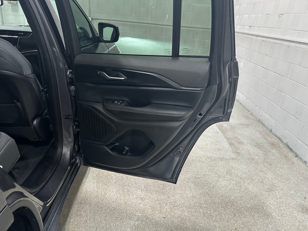 2024 Jeep Grand Cherokee Laredo 4x4