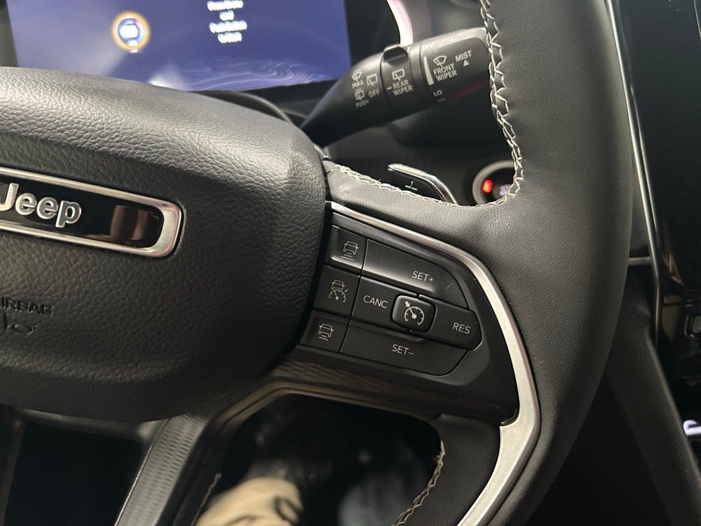 2024 Jeep Grand Cherokee Laredo 4x4