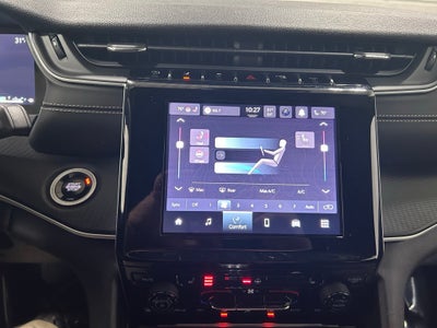 2024 Jeep Grand Cherokee Laredo 4x4