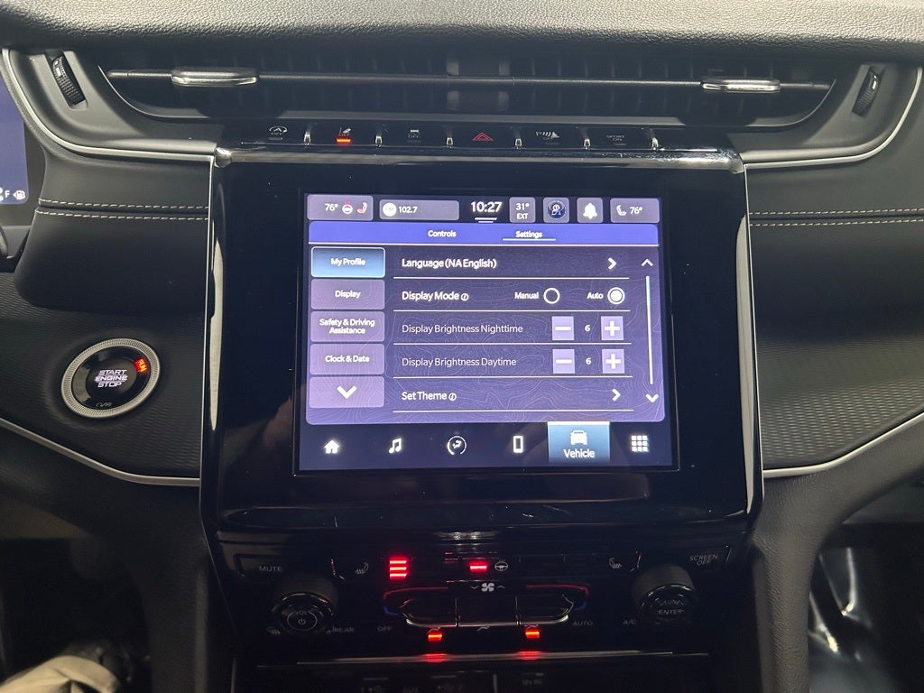 2024 Jeep Grand Cherokee Laredo 4x4