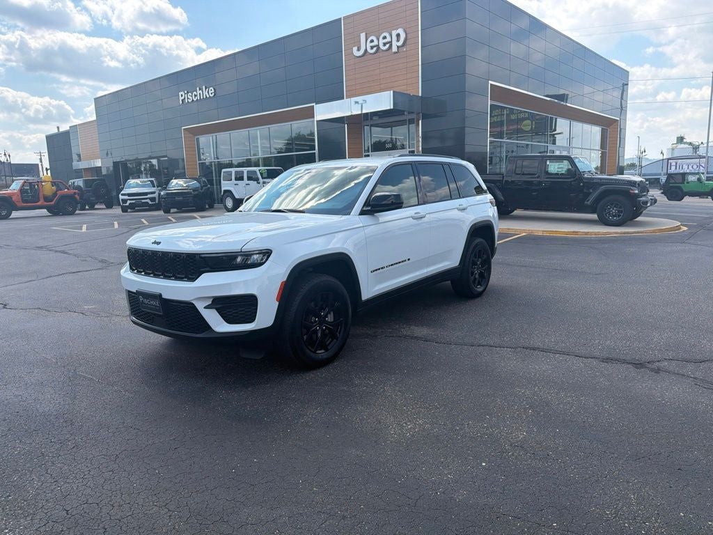 2025 Jeep Grand Cherokee Altitude 4x4