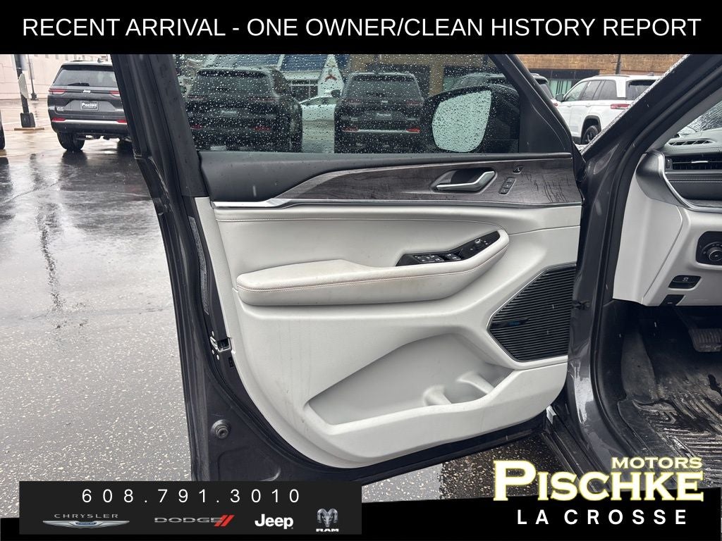 2022 Jeep Grand Cherokee Overland