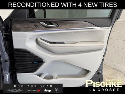 2022 Jeep Grand Cherokee Overland 4x4