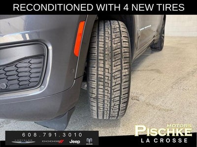 2022 Jeep Grand Cherokee Overland 4x4