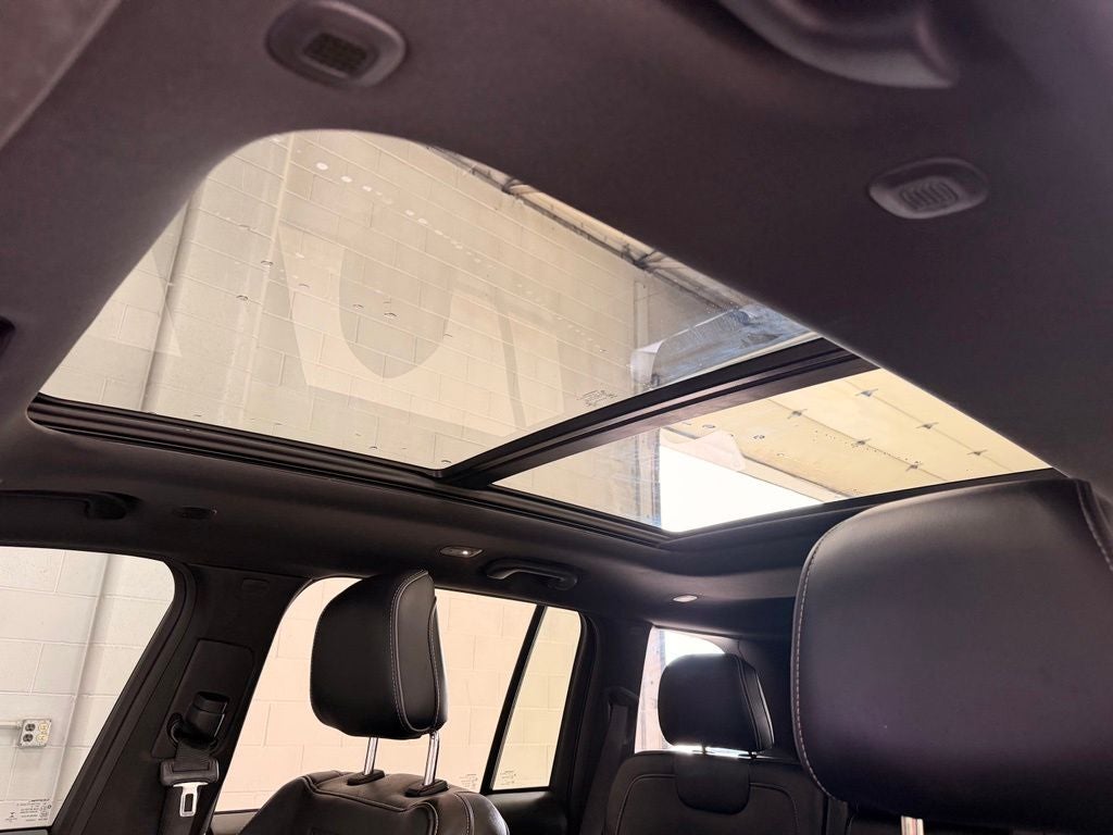 2022 Jeep Grand Cherokee Overland 4x4