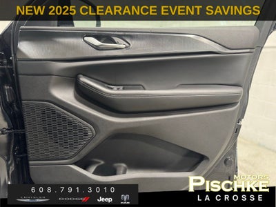 2025 Jeep Grand Cherokee L Altitude X 4x4