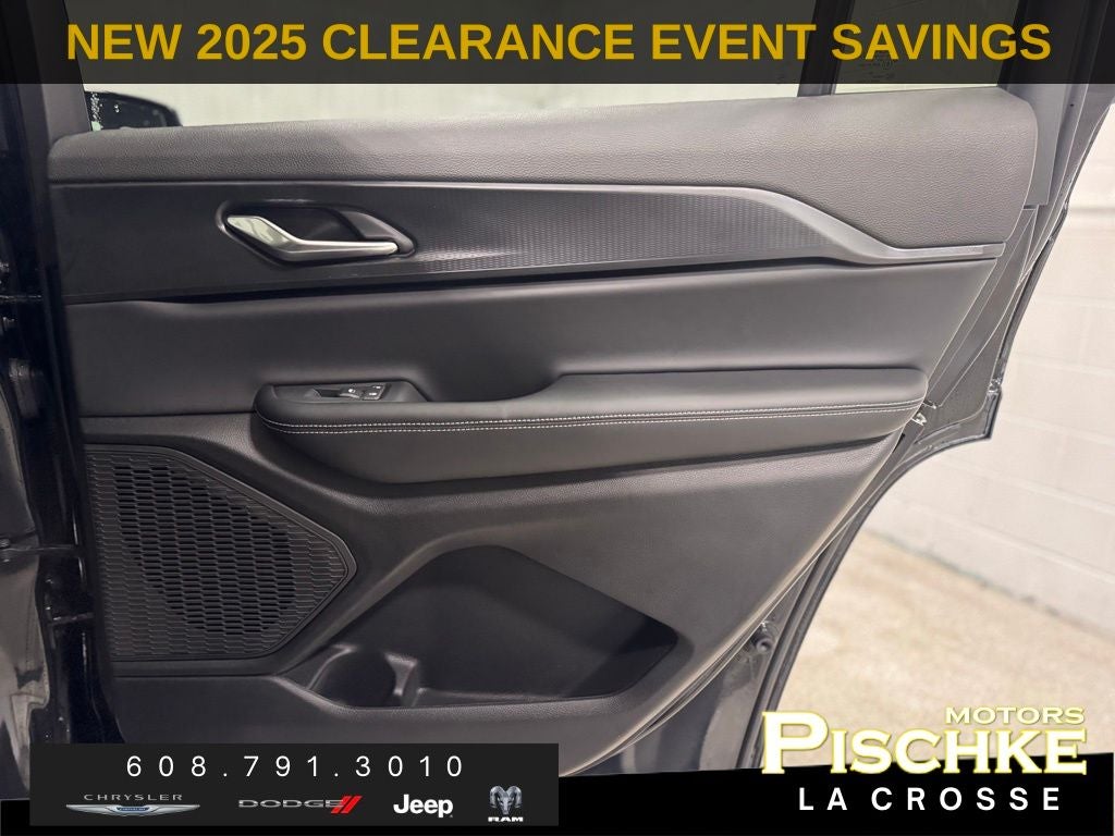 2025 Jeep Grand Cherokee L Altitude X 4x4