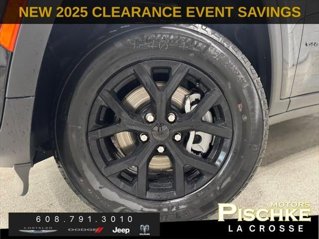 2025 Jeep Grand Cherokee L Altitude X 4x4