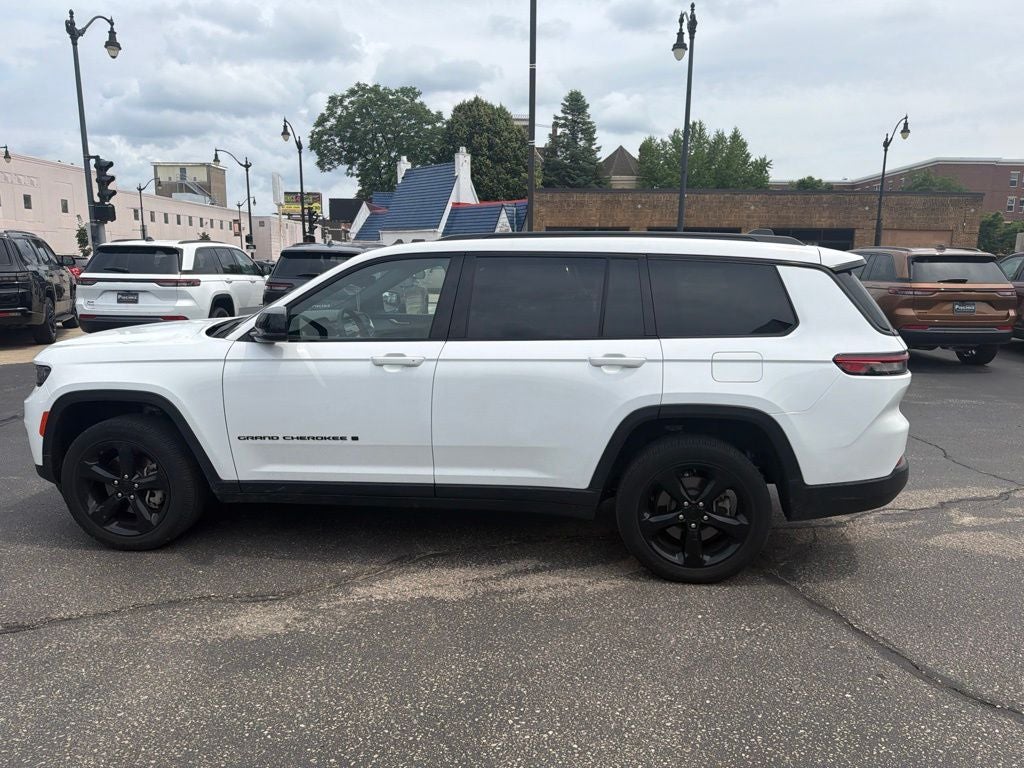 2023 Jeep Grand Cherokee L Altitude