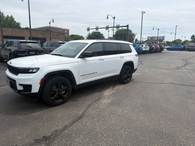 2023 Jeep Grand Cherokee L Altitude