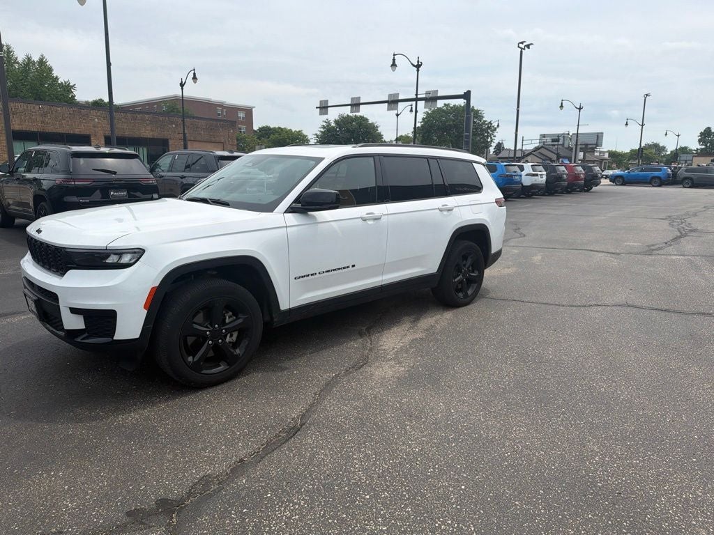 2023 Jeep Grand Cherokee L Altitude