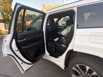 2023 Jeep Grand Cherokee L Overland 4x4