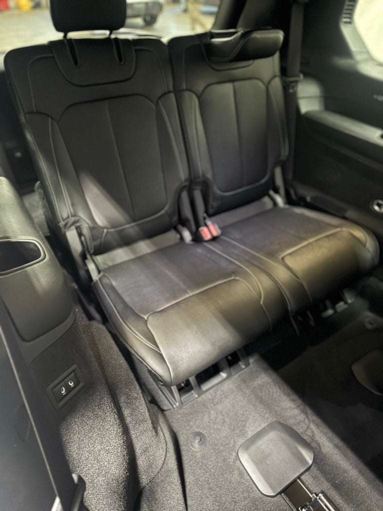 2023 Jeep Grand Cherokee L Overland 4x4