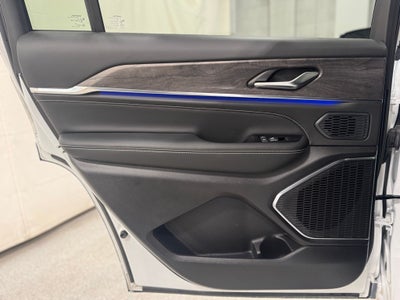 2023 Jeep Grand Cherokee L Overland 4x4