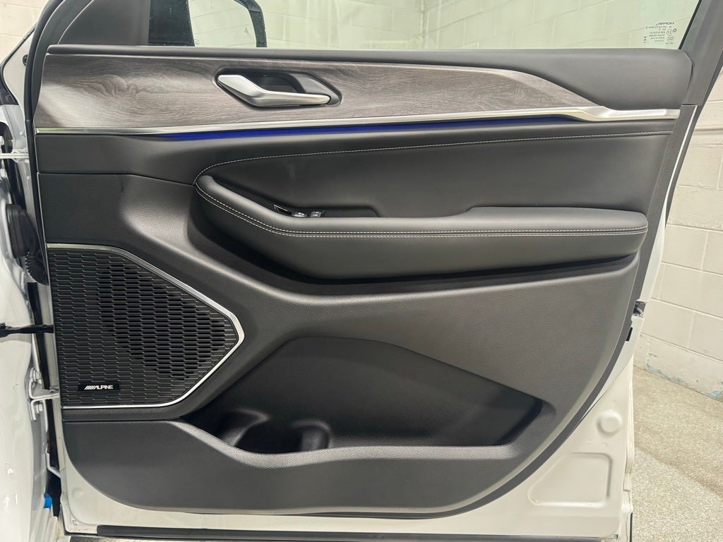 2023 Jeep Grand Cherokee L Overland 4x4