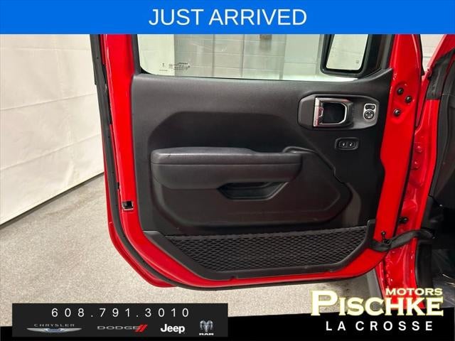 2025 Jeep Wrangler 4xe Willys 4xe