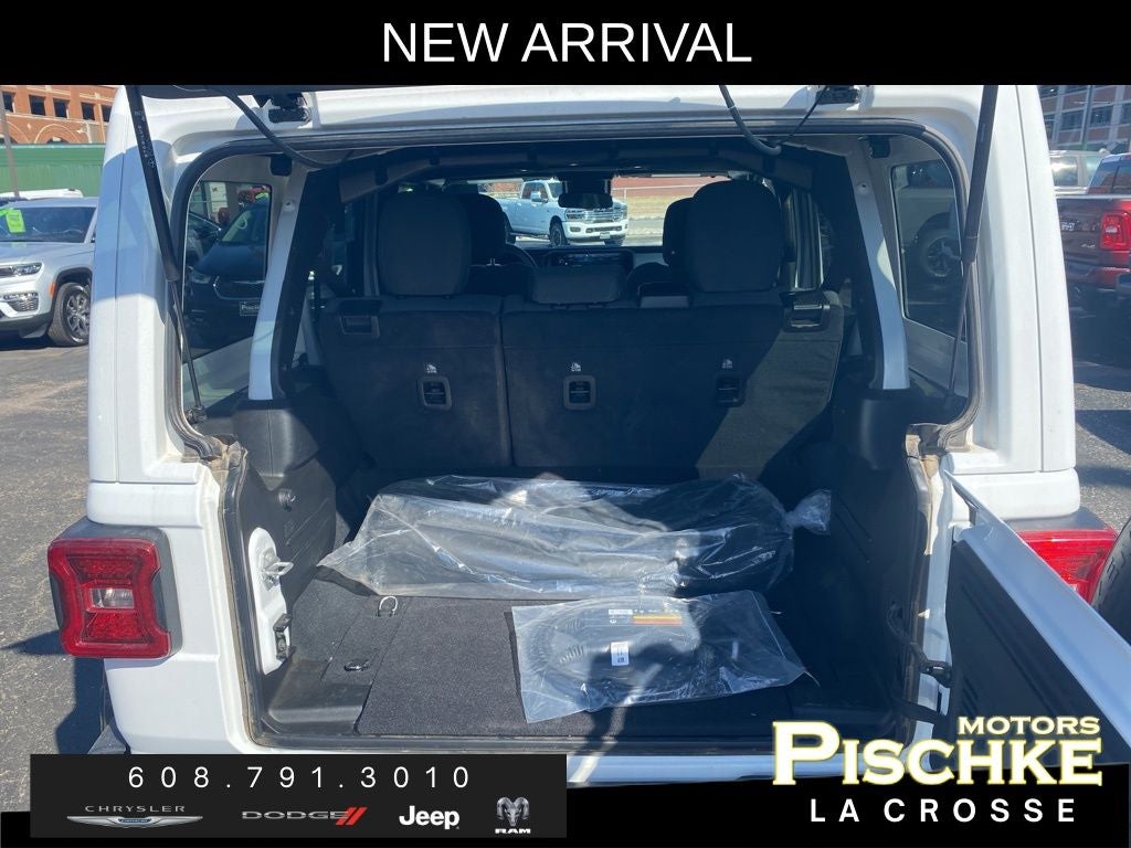 2025 Jeep Wrangler 4xe Sahara 4xe