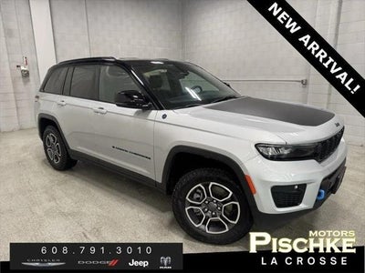 2022 Jeep Grand Cherokee 4xe Trailhawk 4x4