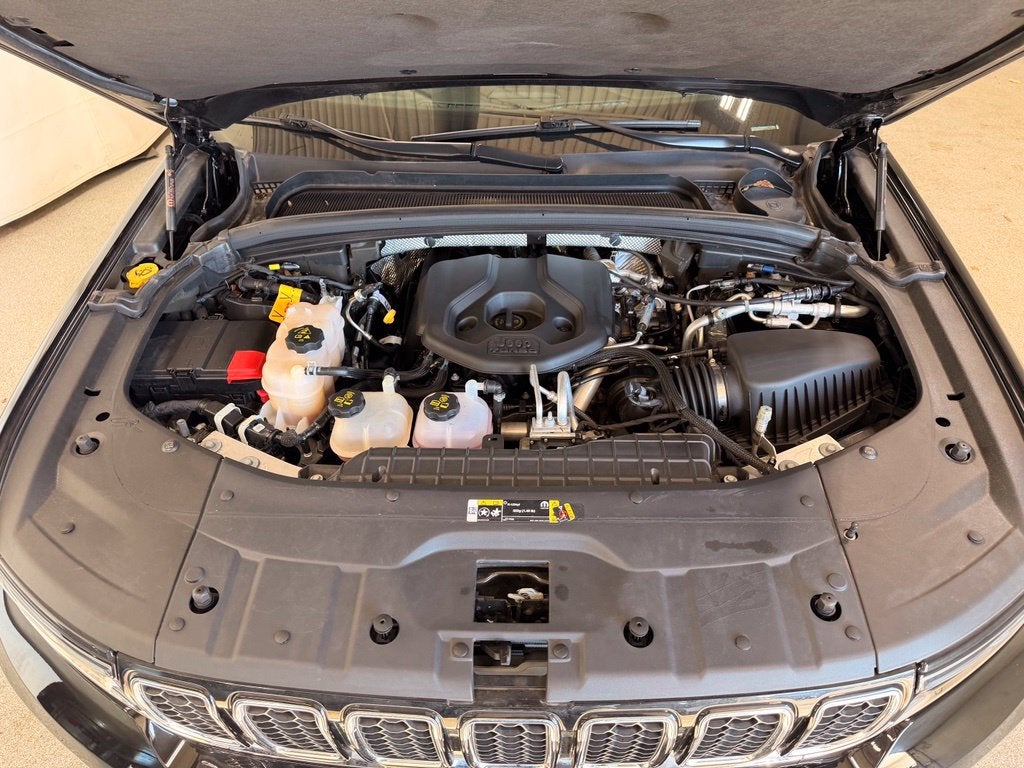 2022 Jeep Grand Cherokee 4xe Overland 4x4