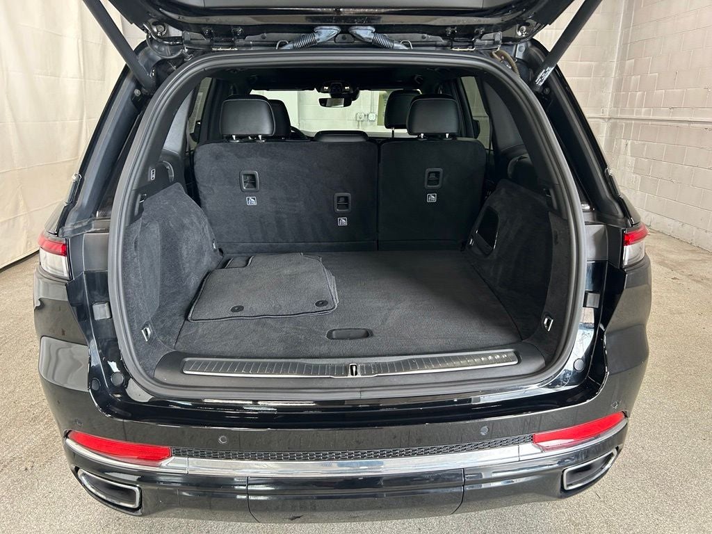 2022 Jeep Grand Cherokee 4xe Overland 4x4