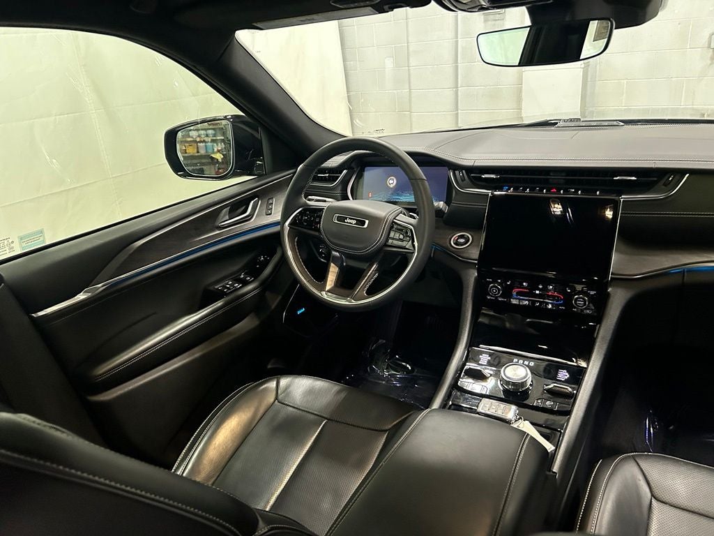 2022 Jeep Grand Cherokee 4xe Overland 4x4