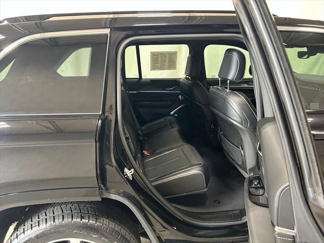 2022 Jeep Grand Cherokee 4xe Overland 4x4