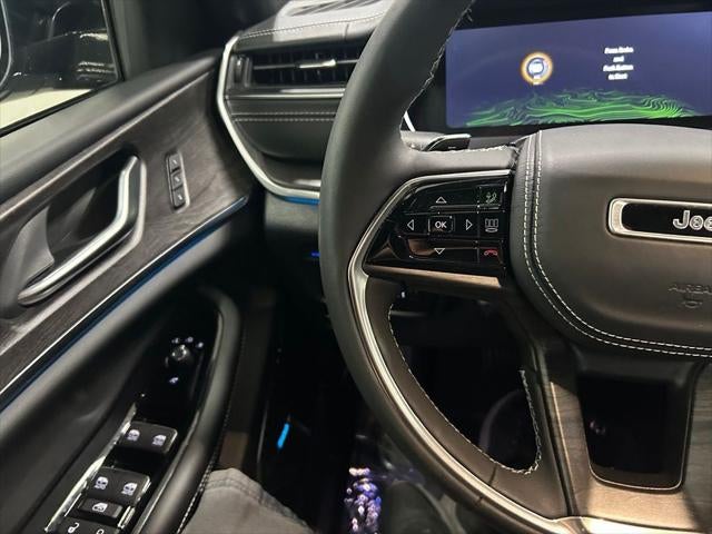 2022 Jeep Grand Cherokee 4xe Overland 4x4