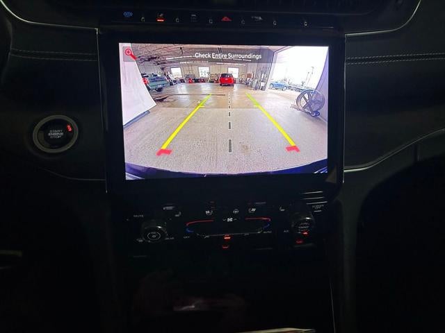 2022 Jeep Grand Cherokee 4xe Overland 4x4