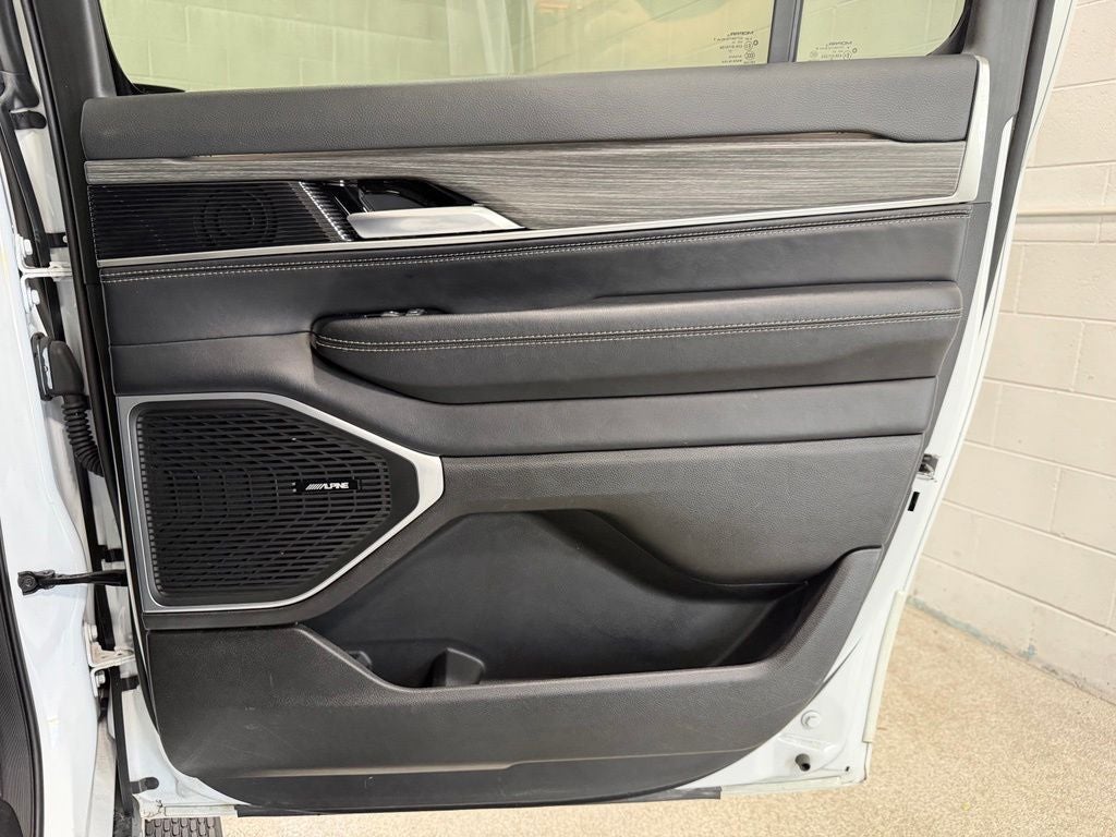 2024 Jeep Wagoneer L Series II 4x4