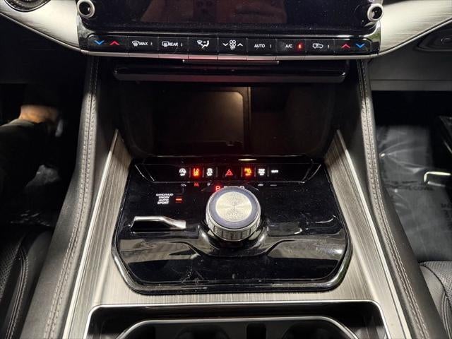 2024 Jeep Wagoneer L Series II 4x4
