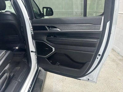2024 Jeep Wagoneer L Series II 4x4